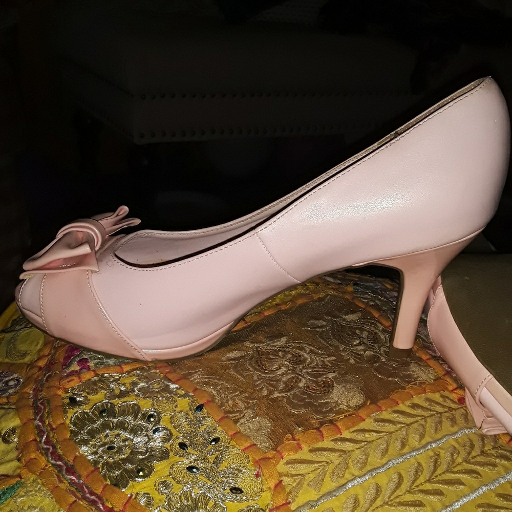 Pink bow peep toe heels